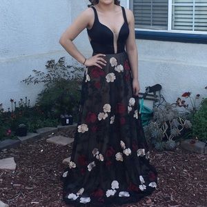 Sherri Hill prom dress